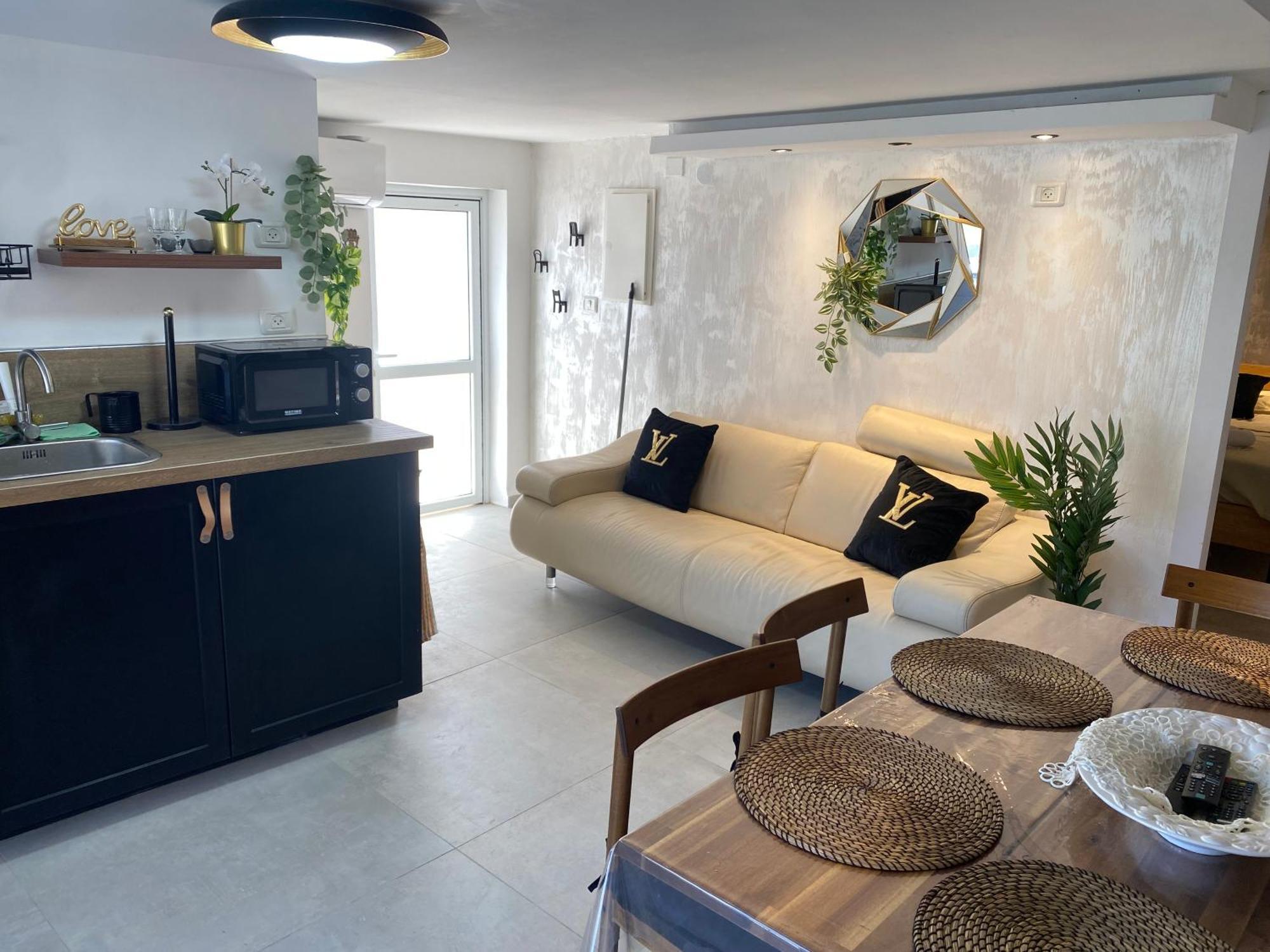 Ferienwohnung אחוזת מירבר Tiberias Exterior foto