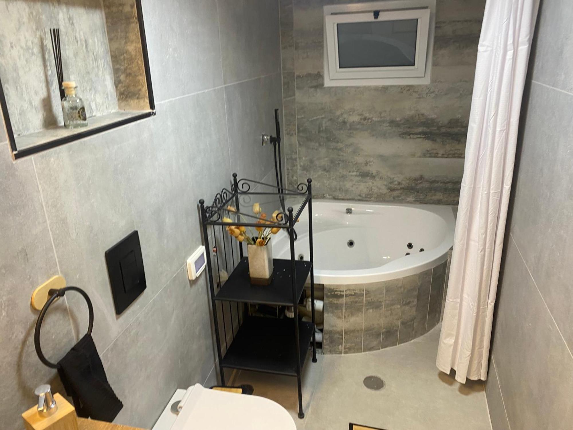 Ferienwohnung אחוזת מירבר Tiberias Exterior foto